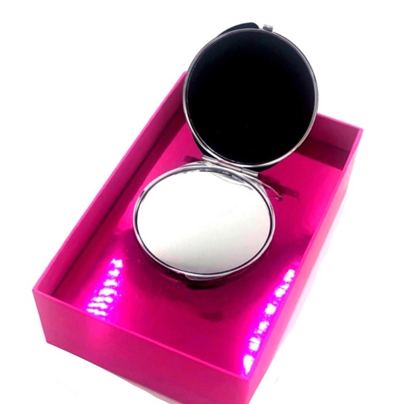 Betsey Johnson Eiffel Tower Compact Mirror - Picture 9 of 15